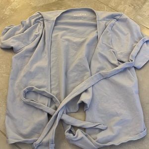 Hollister Cross body tie shirt
